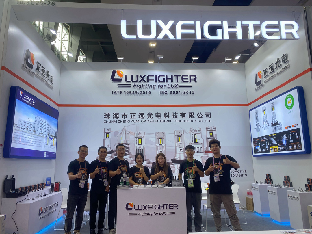 „Luxfighter“ LED priekiniai žibintai yra 134 -oji Kantono mugė