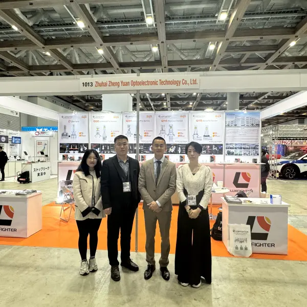 „Luxfighter“ automobilio LED priekinis žibintas 2024
